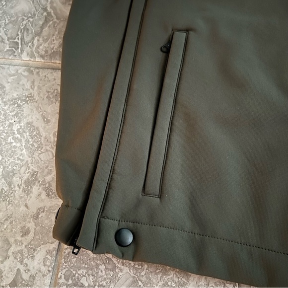 Blauer Softshell Fleece Jacket, Army Green New w/o Tag - Picture 4 of 7